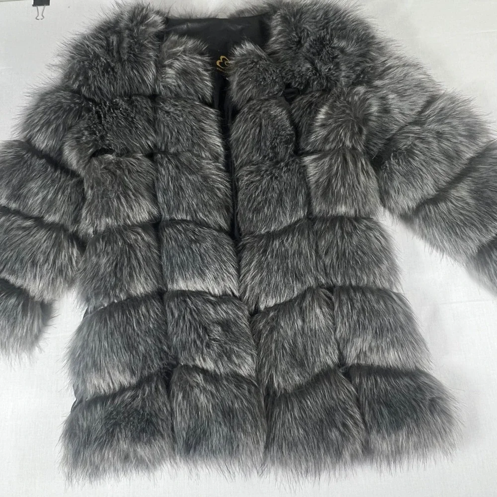 Fanpugizhen Faux Fur Coat Silver Grey Tiered Paneled Glam Jacket Medium